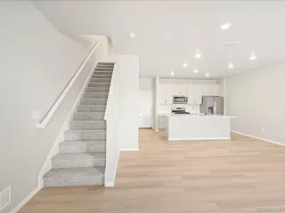 Photo #6: 3503629 Listing