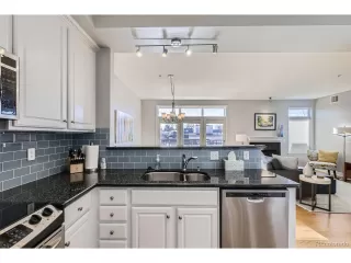 Photo #5: 3508006 Listing