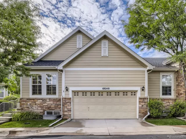 MLS: 3510441 Condo For Sale