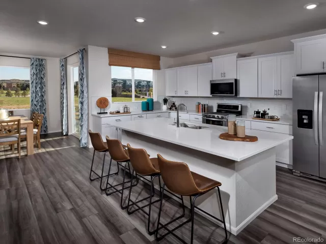 MLS: 3511944 Condo For Sale