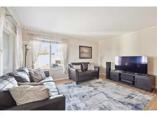 Photo #4: 3516402 Listing 