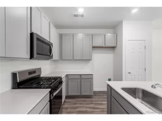 Photo #6: 3518001 Listing 