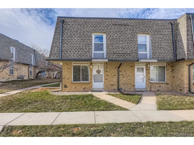 MLS: 3521041 Condo For Sale