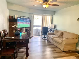 Photo #2: 3521230 Listing 