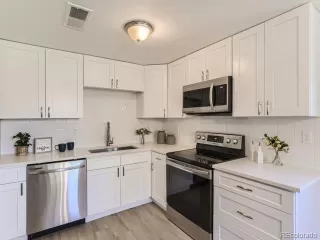 Photo #2: 3524038 Listing