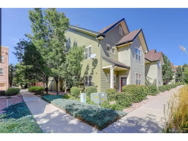 MLS: 3524578 Condo For Sale