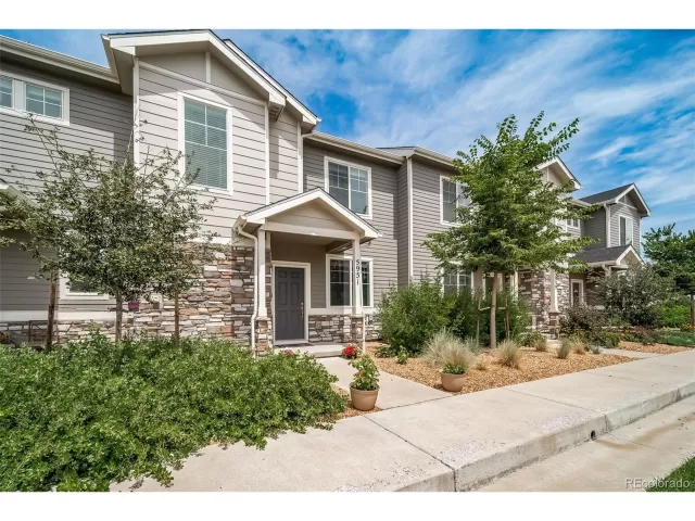 MLS: 3526051 Condo For Sale