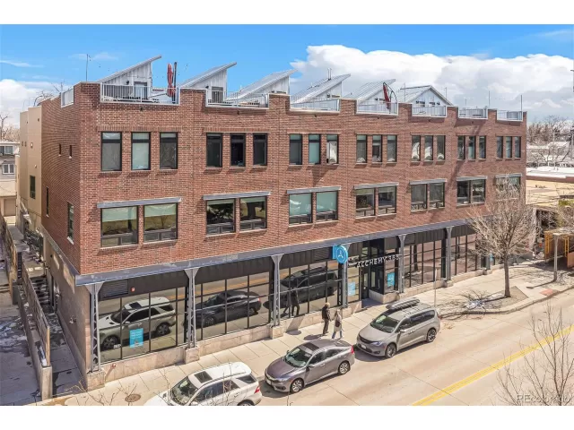 MLS: 3526580 Condo For Sale