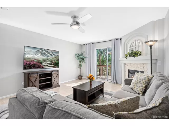 MLS: 3528247 Condo For Sale