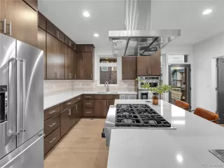 Photo #5: 3528952 Listing