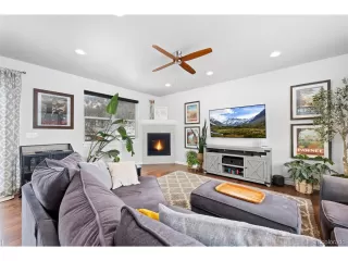 Photo #5: 3531885 Listing