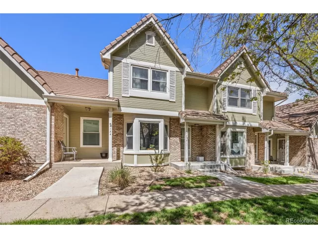 MLS: 3537451 Condo For Sale