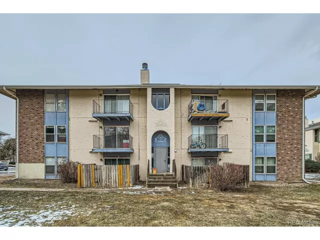 MLS: 3542995 Condo For Sale