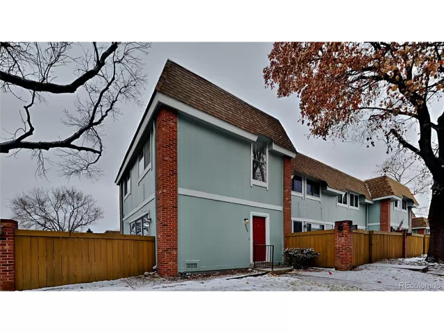 MLS: 3545283 Condo For Sale