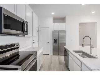 Photo #4: 3550280 Listing