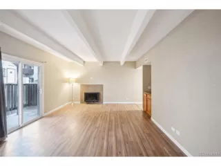 Photo #4: 3556397 Listing