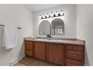 Photo #4: 3557360 Listing