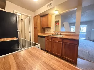 Photo #4: 3561403 Listing