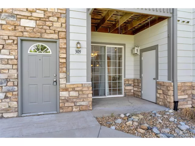 MLS: 3561458 Condo For Sale