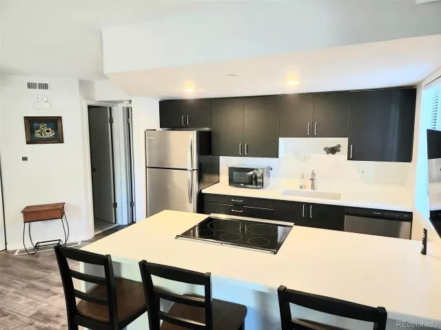 MLS: 3565504 Condo For Sale
