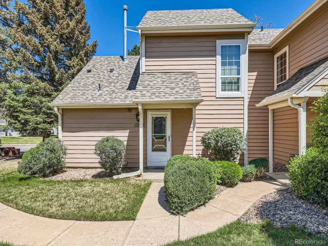 MLS: 3567893 Condo For Sale