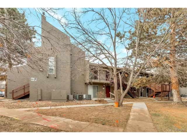 MLS: 3568480 Condo For Sale