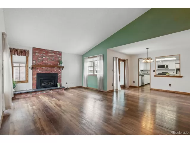 MLS: 3569651 Condo For Sale