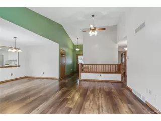 Photo #4: 3569651 Listing