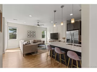 Photo #3: 3571921 Listing