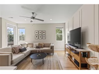 Photo #4: 3571921 Listing