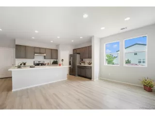 Photo #6: 3575949 Listing