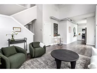 Photo #5: 3575962 Listing