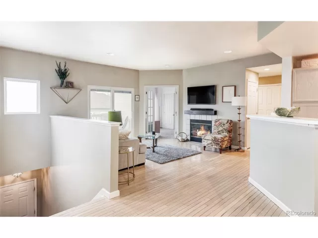 MLS: 3582309 Condo For Sale