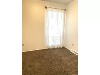 Photo #6: 3587333 Listing