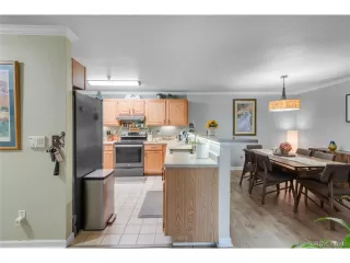 Photo #4: 3587810 Listing