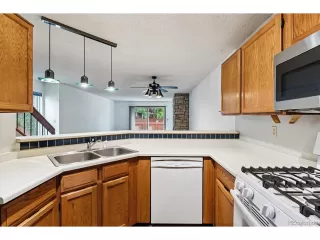 Photo #5: 3593043 Listing