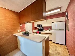 Photo #6: 3595986 Listing