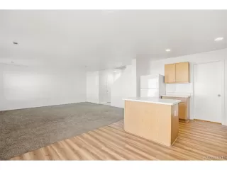 Photo #5: 3598971 Listing