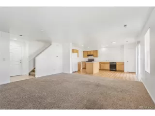 Photo #6: 3598971 Listing