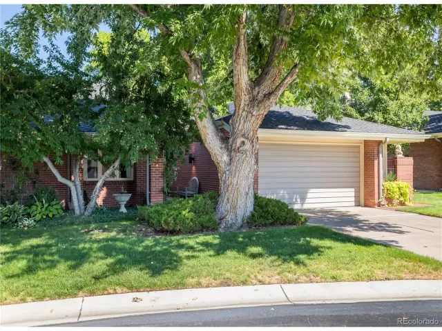 MLS: 3606194 Condo For Sale