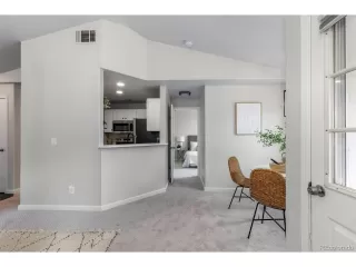 Photo #6: 3607894 Listing