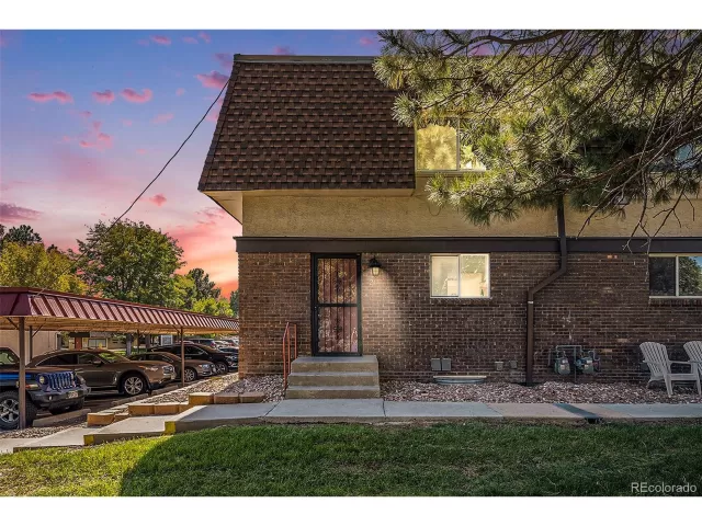 MLS: 3612684 Condo For Sale