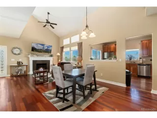 Photo #5: 3616216 Listing