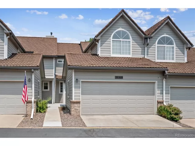 MLS: 3624059 Condo For Sale