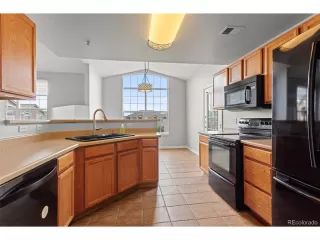 Photo #6: 3627662 Listing