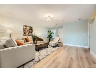 Photo #5: 3631922 Listing