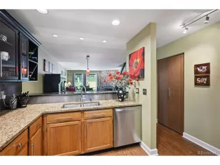 Photo #6: 3635949 Listing