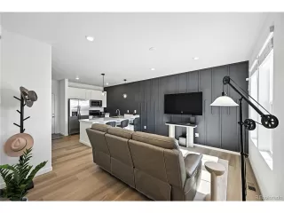 Photo #3: 3646649 Listing 