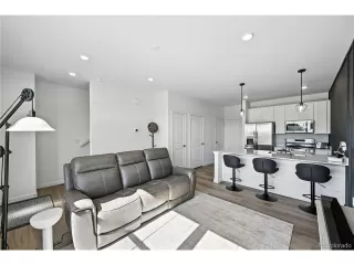 Photo #5: 3646649 Listing 