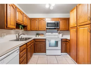 Photo #6: 3647460 Listing